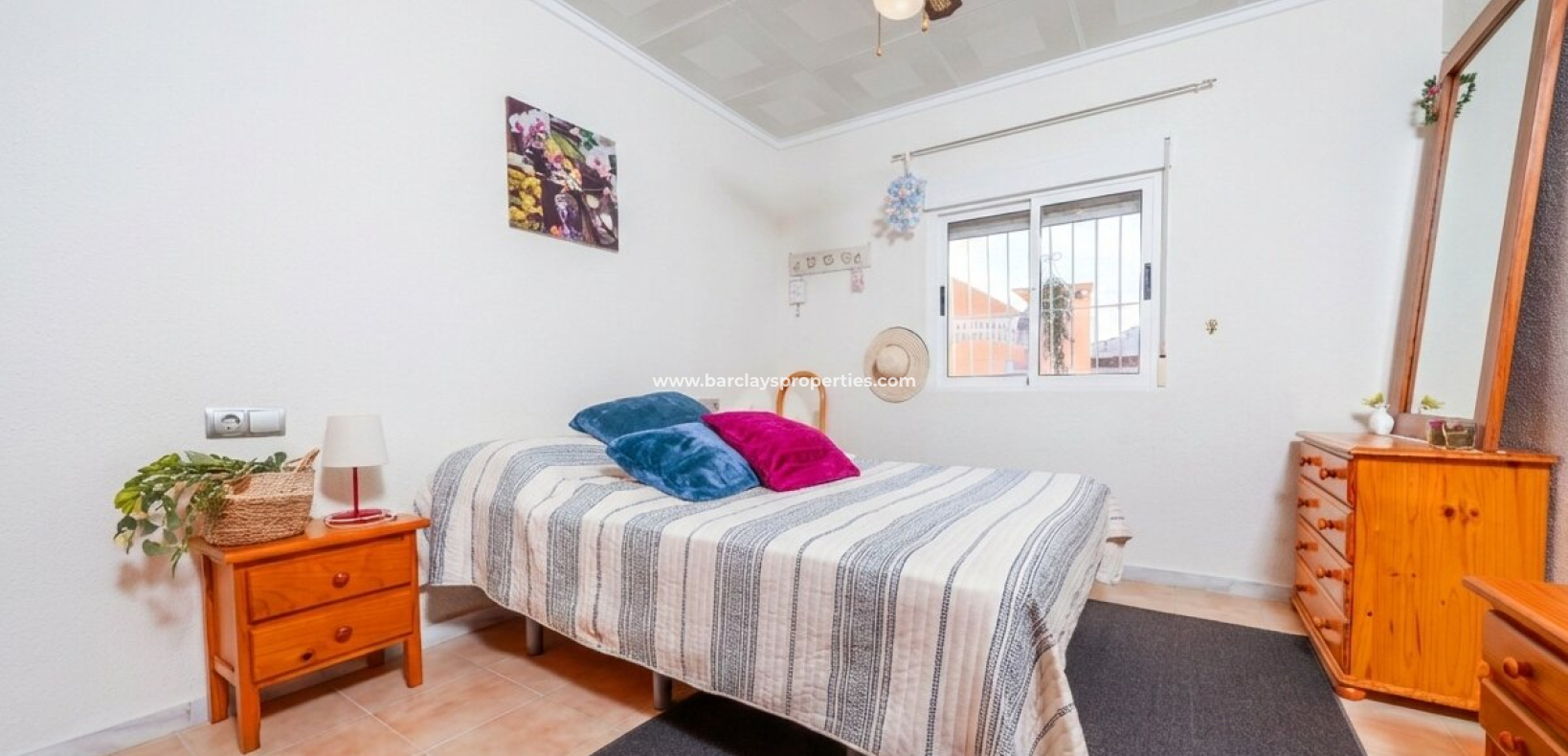 Wederverkoop - Vrijstaande Villa - Urb. La Marina