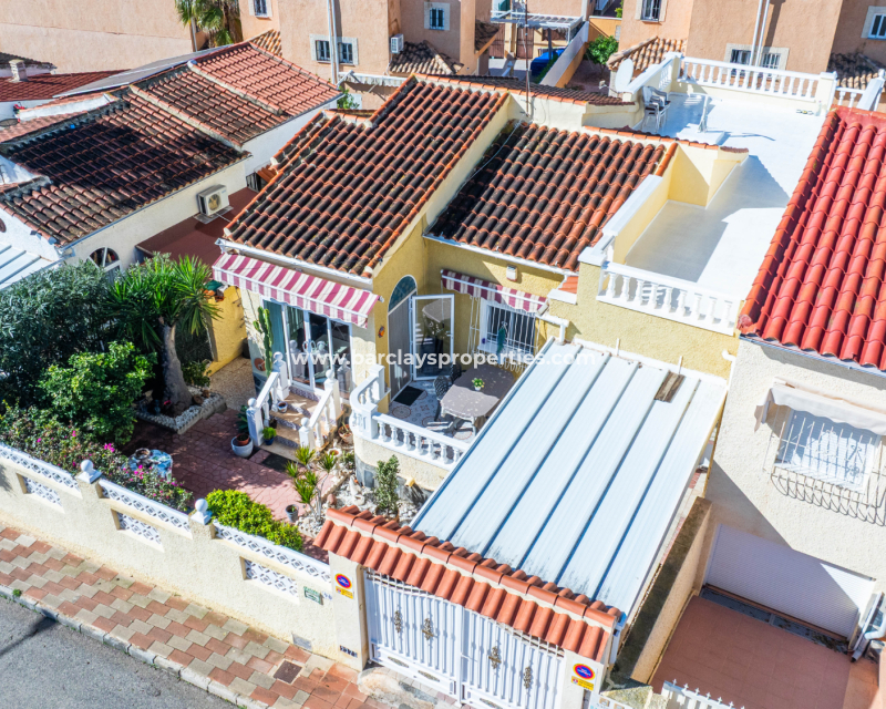 Wederverkoop - Vrijstaande Villa - Urb. La Marina