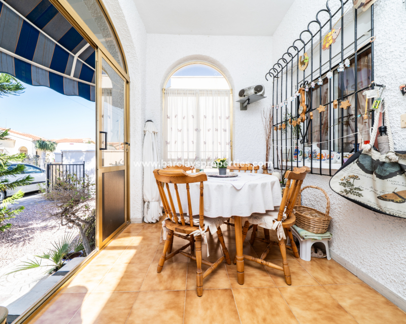 Wederverkoop - Vrijstaande Villa - Urb. La Marina