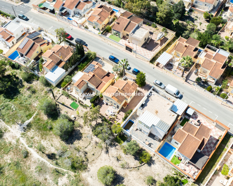 Wederverkoop - Vrijstaande Villa - Urb. La Marina