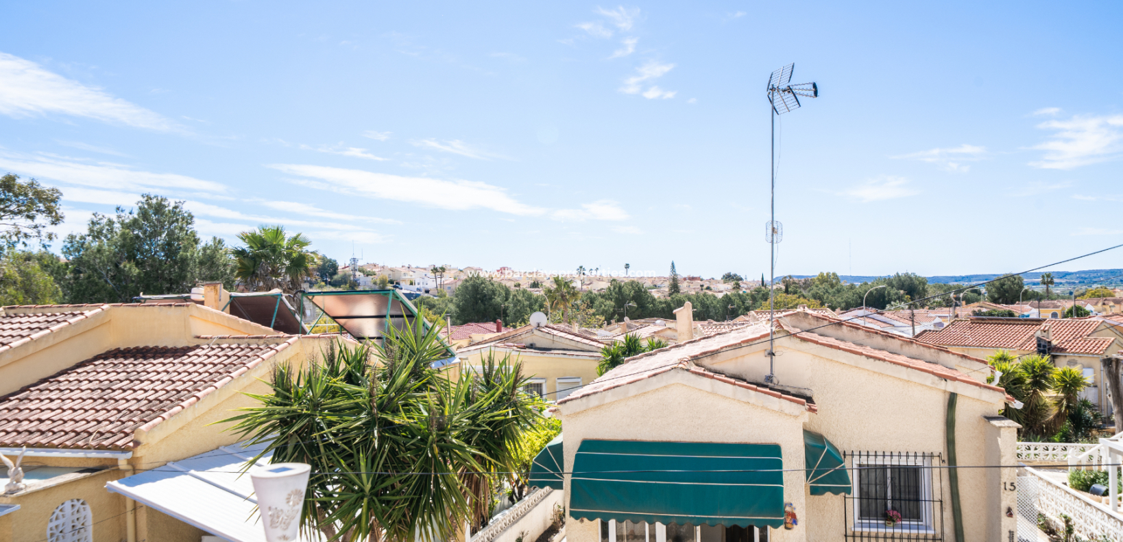 Wederverkoop - Vrijstaande Villa - Urb. La Marina