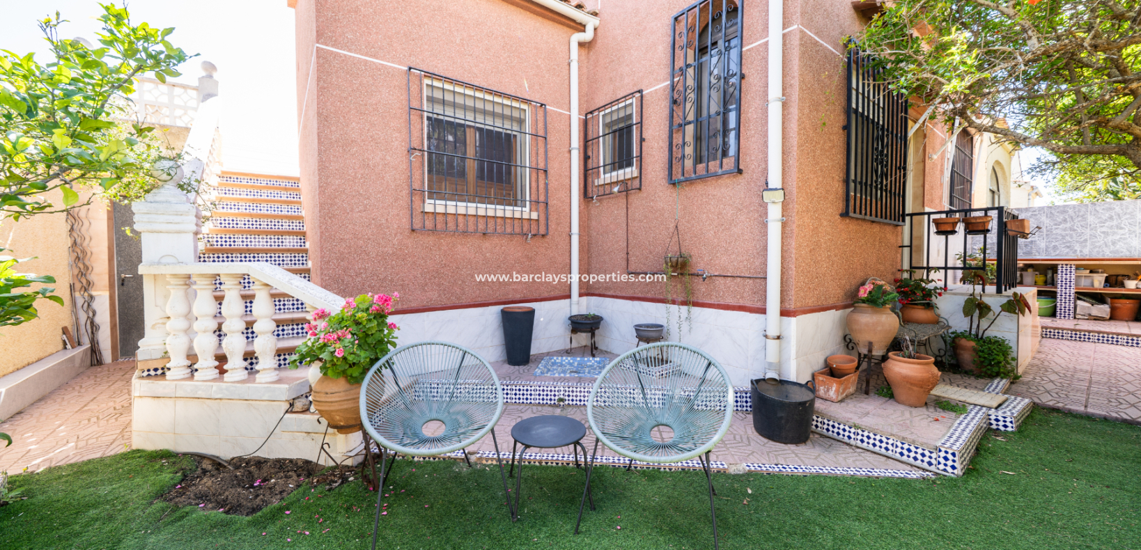 Wederverkoop - Vrijstaande Villa - Urb. La Marina