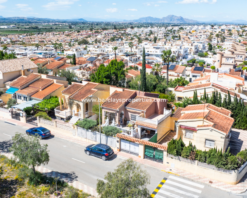 Wederverkoop - Vrijstaande Villa - Urb. La Marina