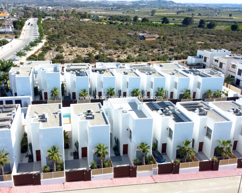 Wederverkoop - Vrijstaande Villa - Urb. La Marina