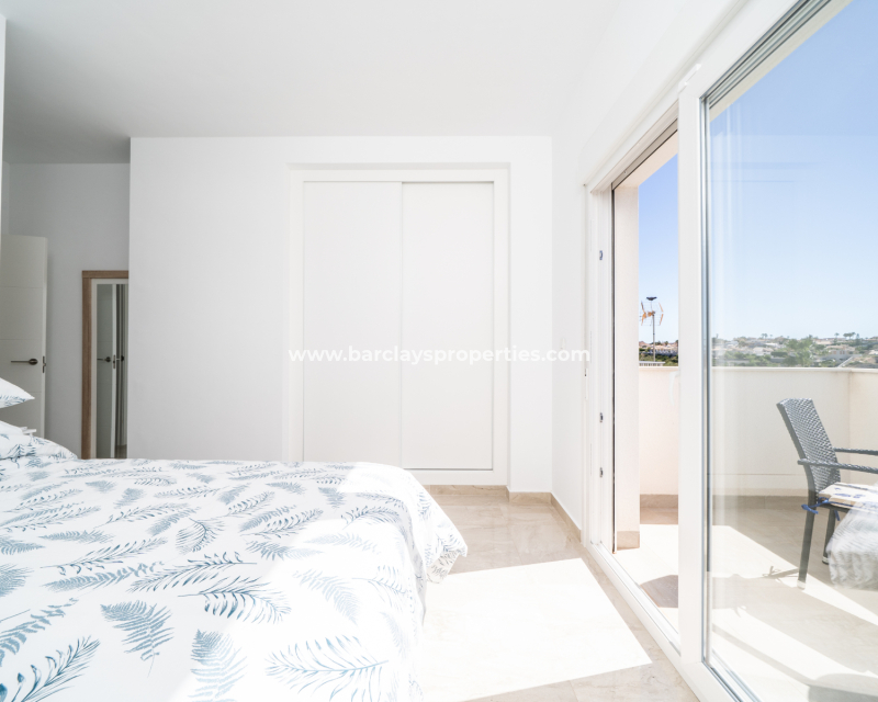 Wederverkoop - Vrijstaande Villa - Urb. La Marina
