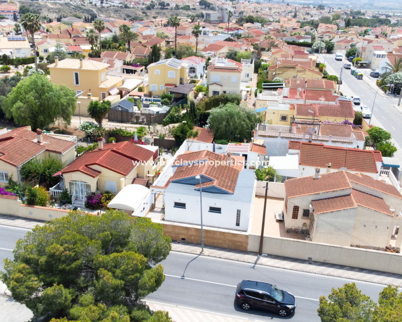 Wederverkoop - Vrijstaande Villa - Urb. La Marina
