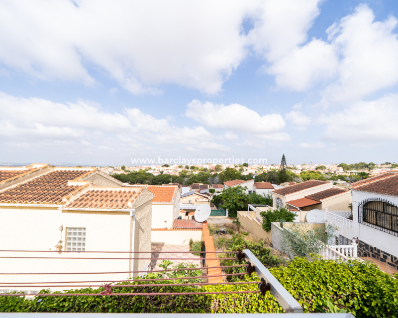Wederverkoop - Vrijstaande Villa - Urb. La Marina