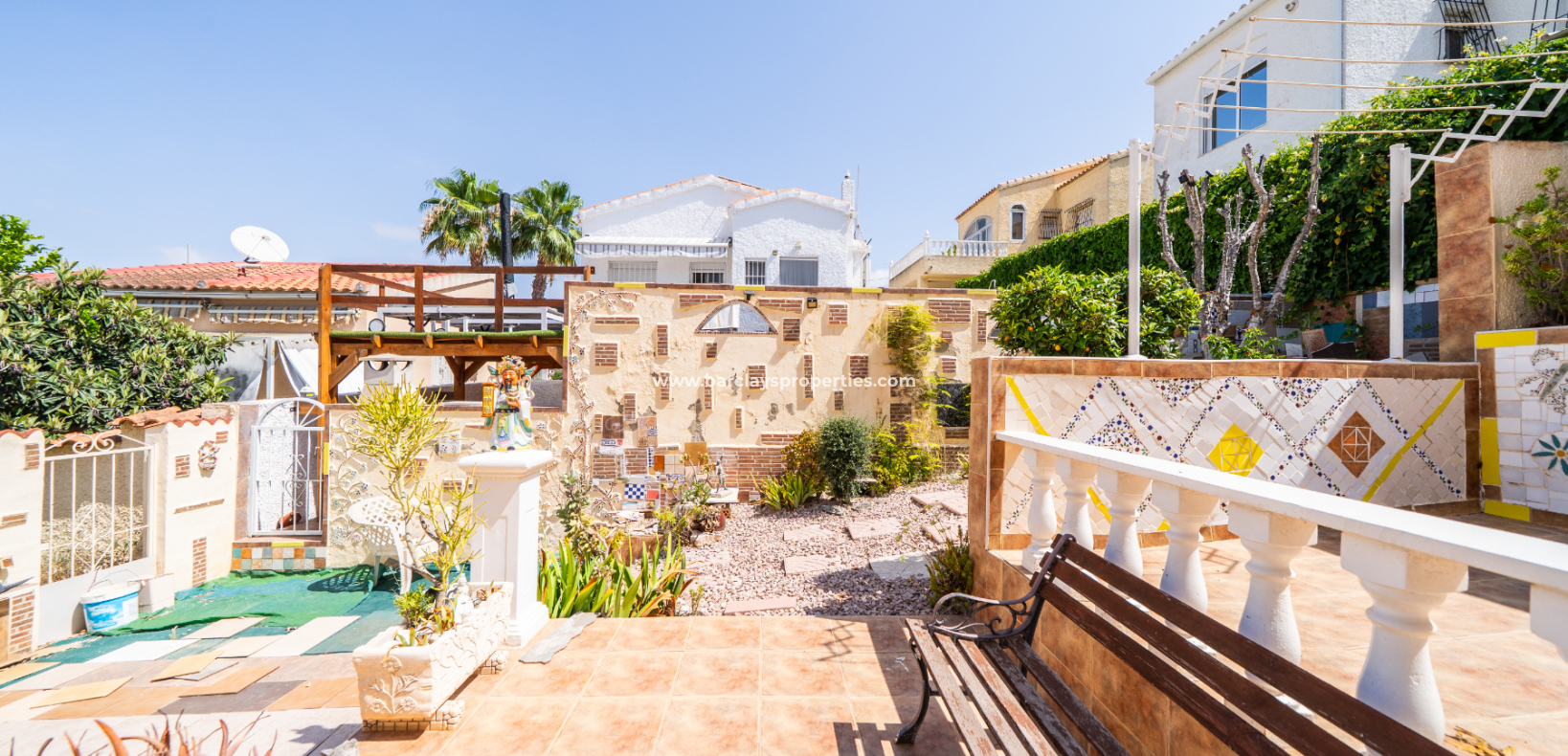 Wederverkoop - Vrijstaande Villa - Urb. La Marina