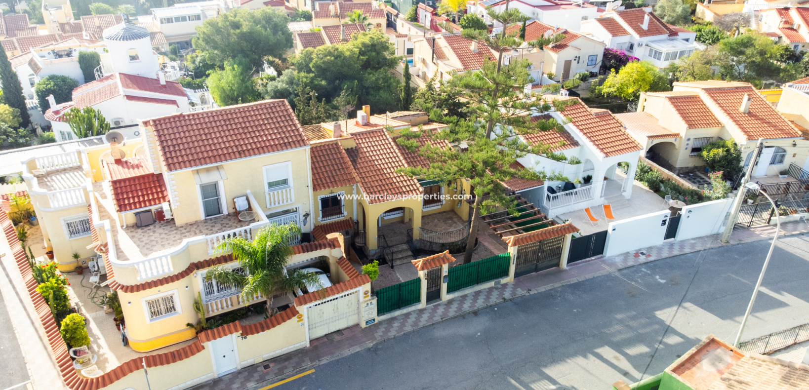 Wederverkoop - Vrijstaande Villa - Urb. La Marina