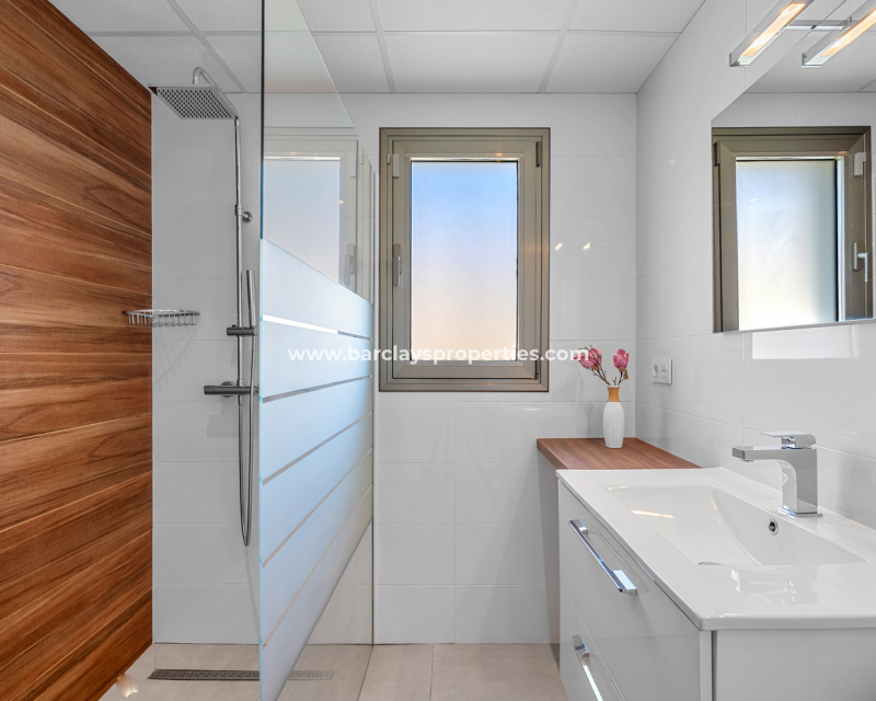 Wederverkoop - Vrijstaande Villa - Urb. La Marina