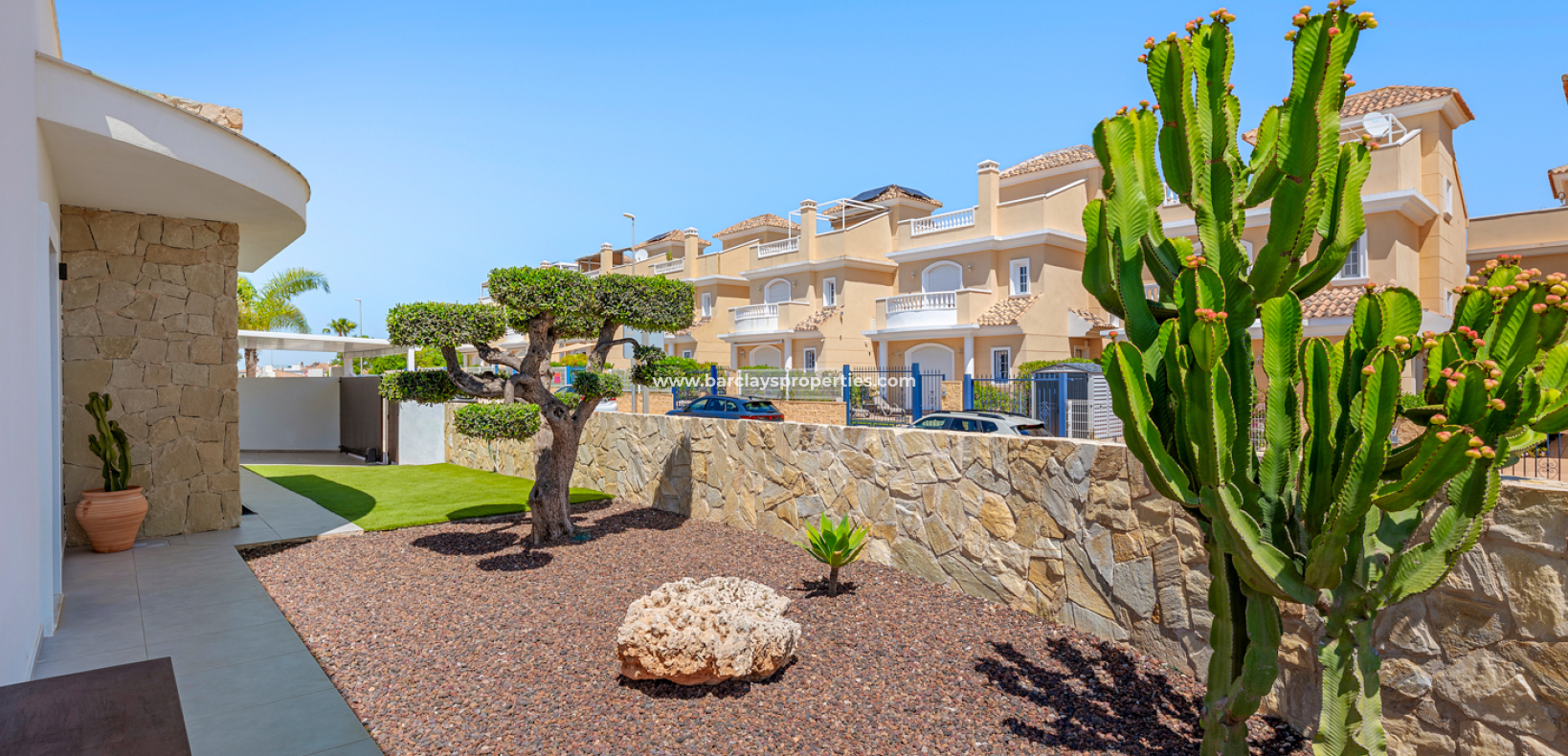 Wederverkoop - Vrijstaande Villa - Urb. La Marina