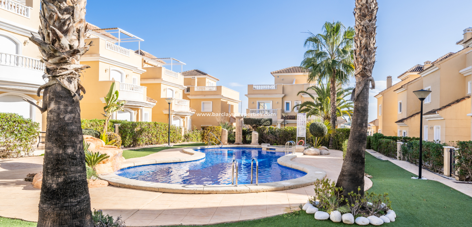 Wederverkoop - Vrijstaande Villa - Urb. La Marina