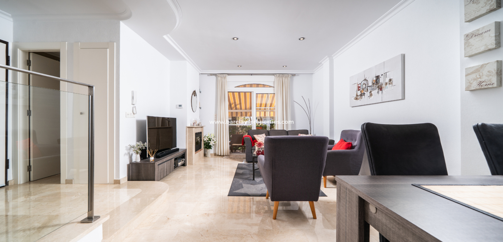 Wederverkoop - Vrijstaande Villa - Urb. La Marina