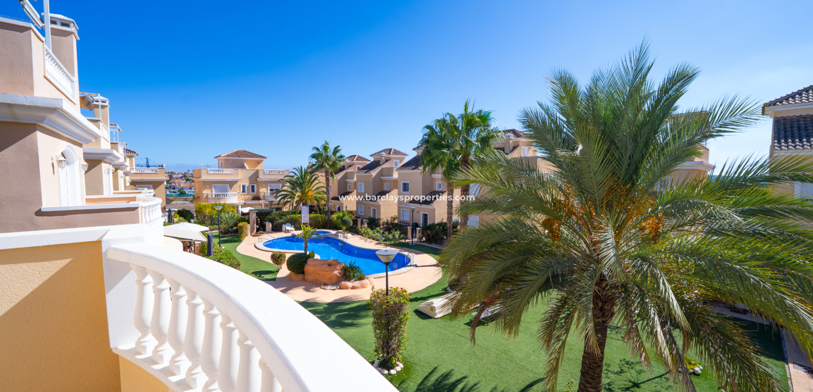 Wederverkoop - Vrijstaande Villa - Urb. La Marina