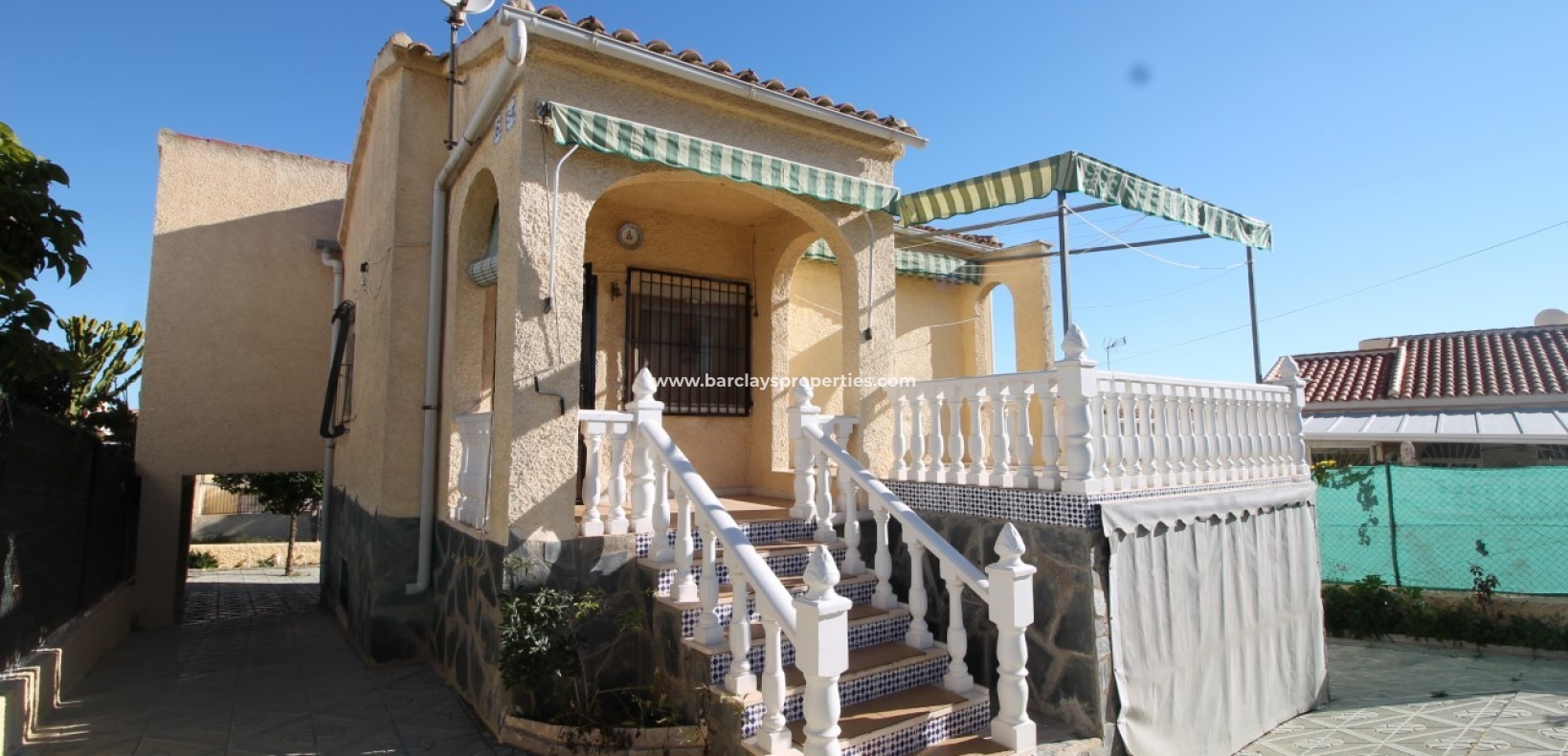 Wederverkoop - Vrijstaande Villa - Urb. La Marina