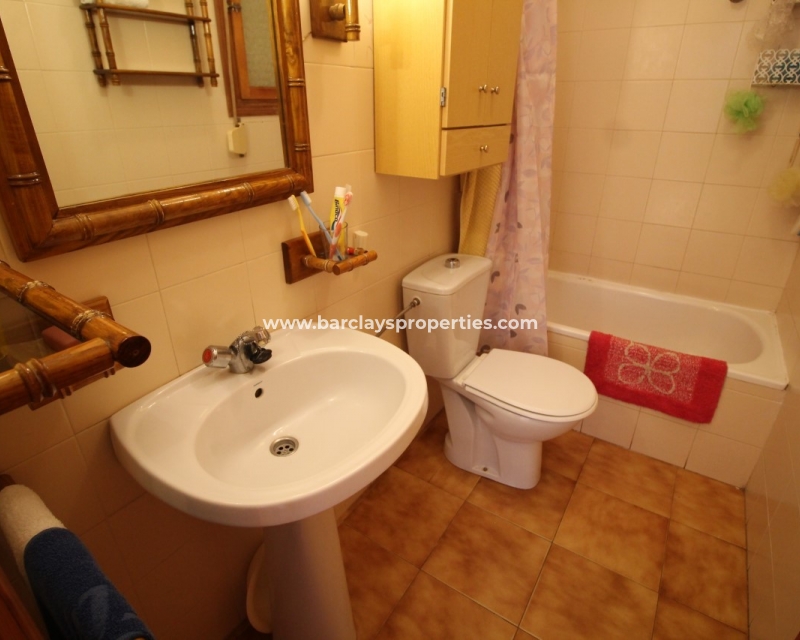 Wederverkoop - Vrijstaande Villa - Urb. La Marina