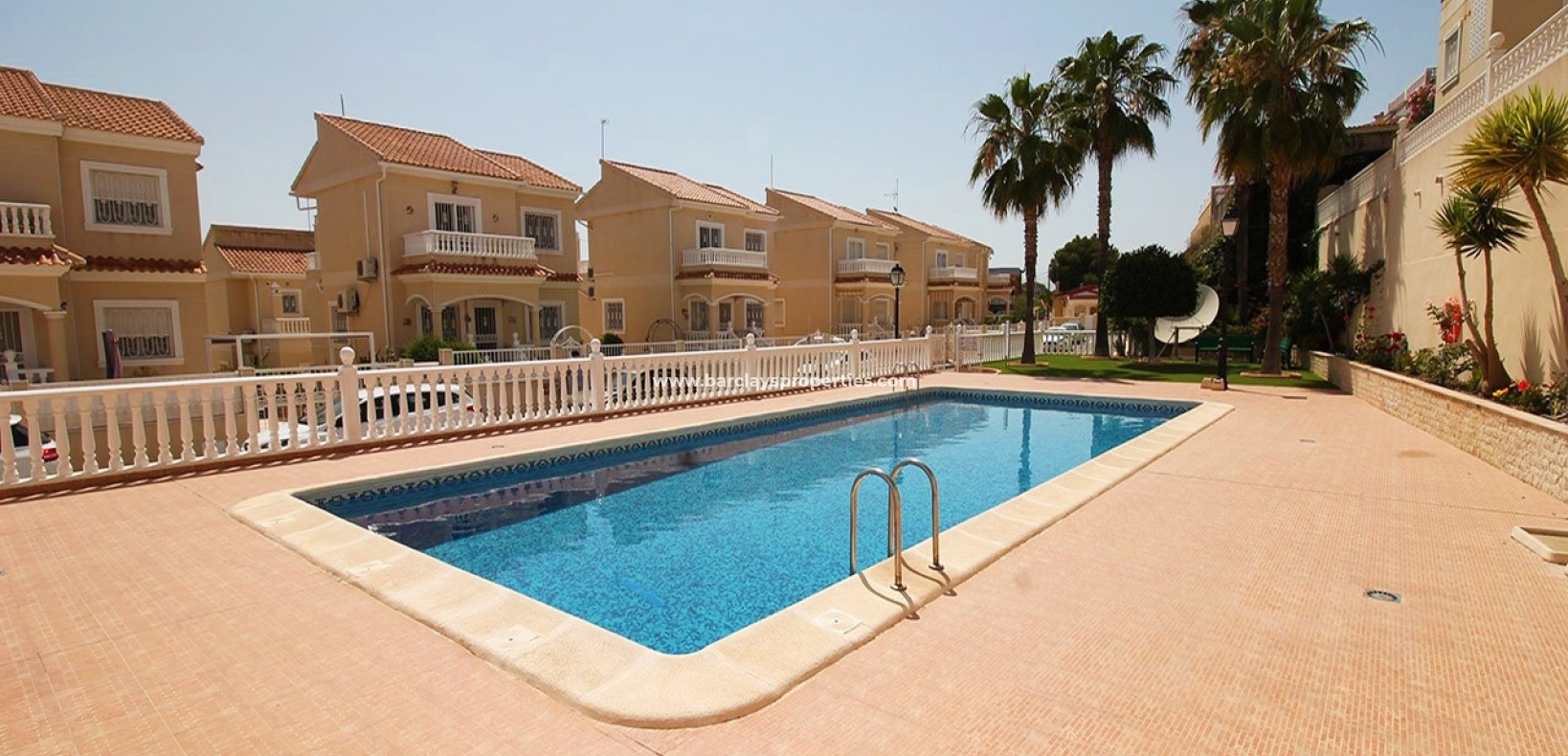 Wederverkoop - Vrijstaande Villa - Urb. La Marina