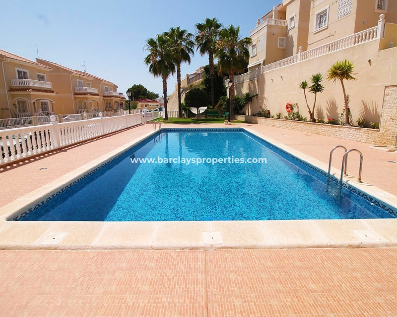 Wederverkoop - Vrijstaande Villa - Urb. La Marina