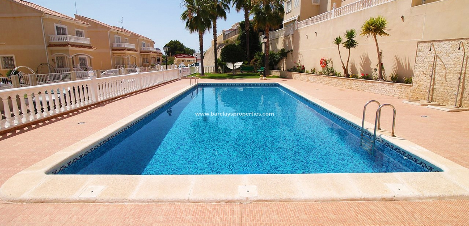 Wederverkoop - Vrijstaande Villa - Urb. La Marina