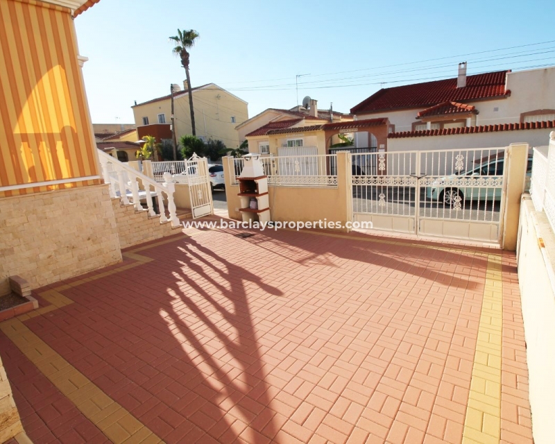 Wederverkoop - Vrijstaande Villa - Urb. La Marina