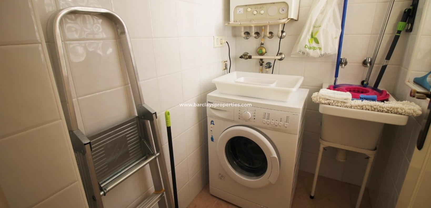 Wederverkoop - Vrijstaande Villa - Urb. La Marina