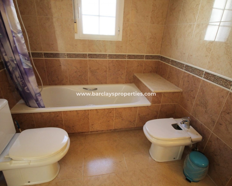 Wederverkoop - Vrijstaande Villa - Urb. La Marina