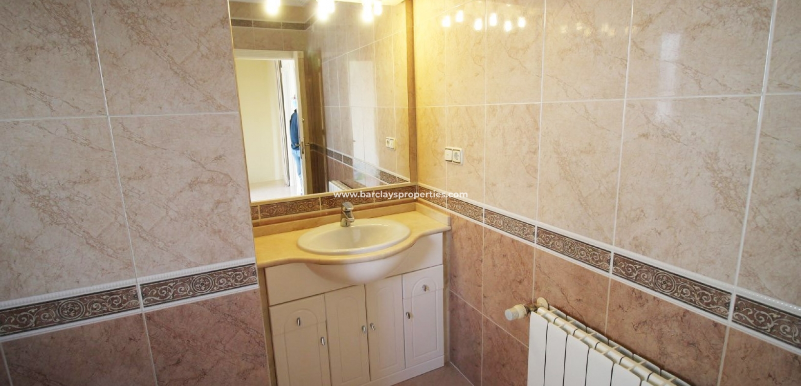 Wederverkoop - Vrijstaande Villa - Urb. La Marina