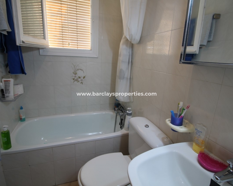 Wederverkoop - Vrijstaande Villa - Urb. La Marina