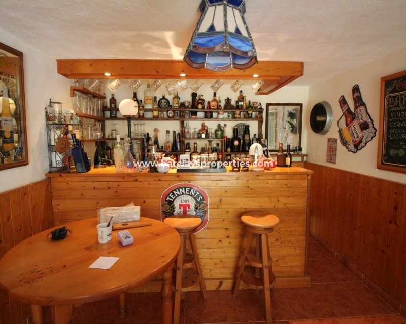 Wederverkoop - Vrijstaande Villa - Urb. La Marina