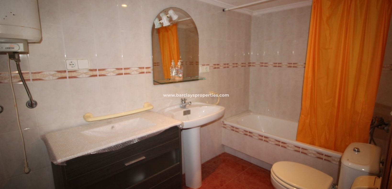 Wederverkoop - Vrijstaande Villa - Urb. La Marina