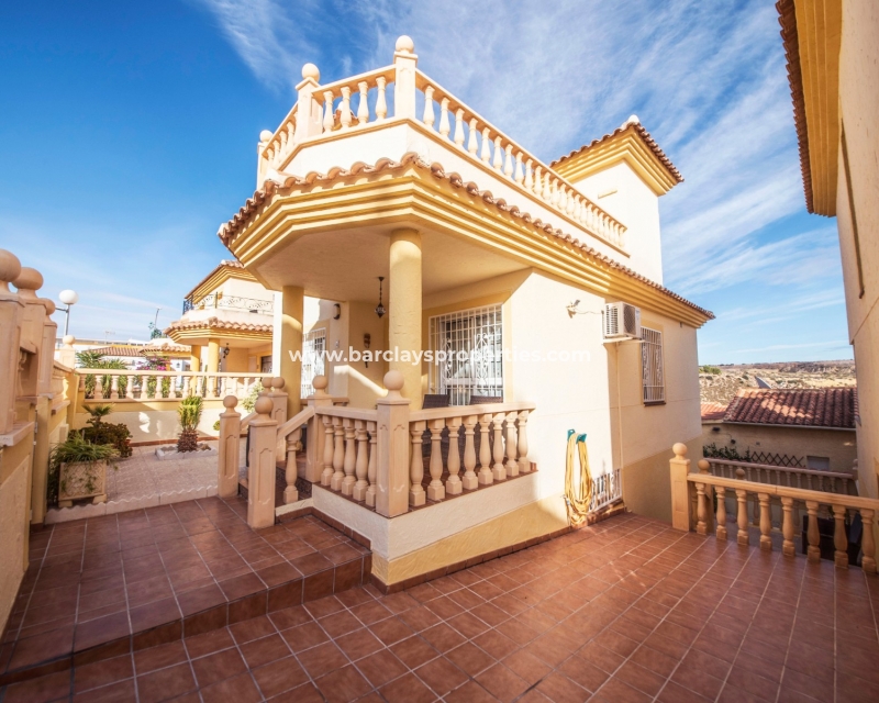 Wederverkoop - Vrijstaande Villa - Urb. La Marina