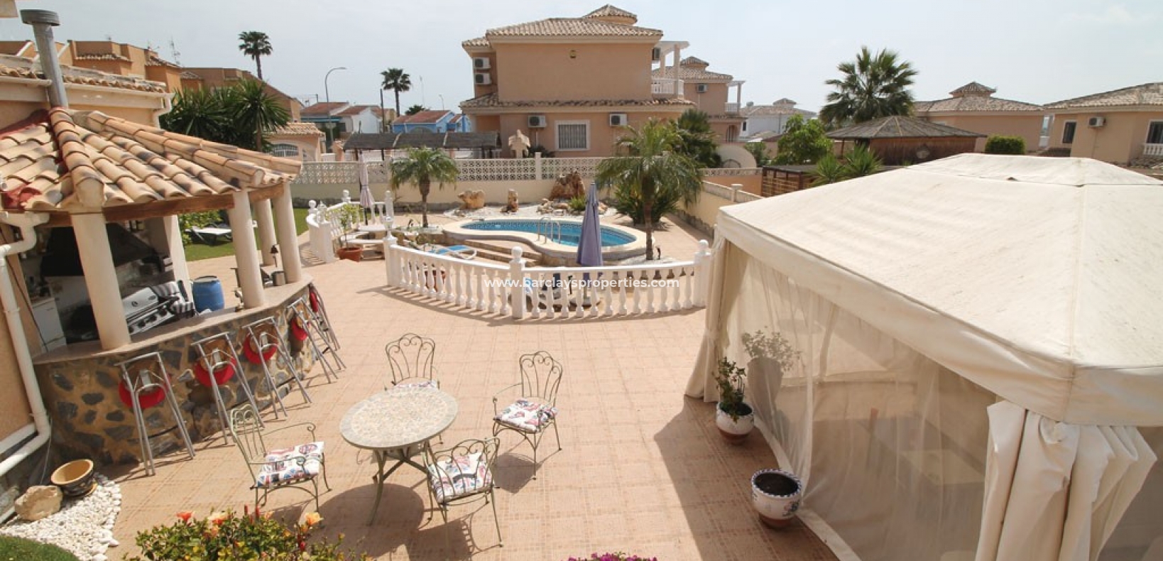 Wederverkoop - Vrijstaande Villa - Urb. La Marina