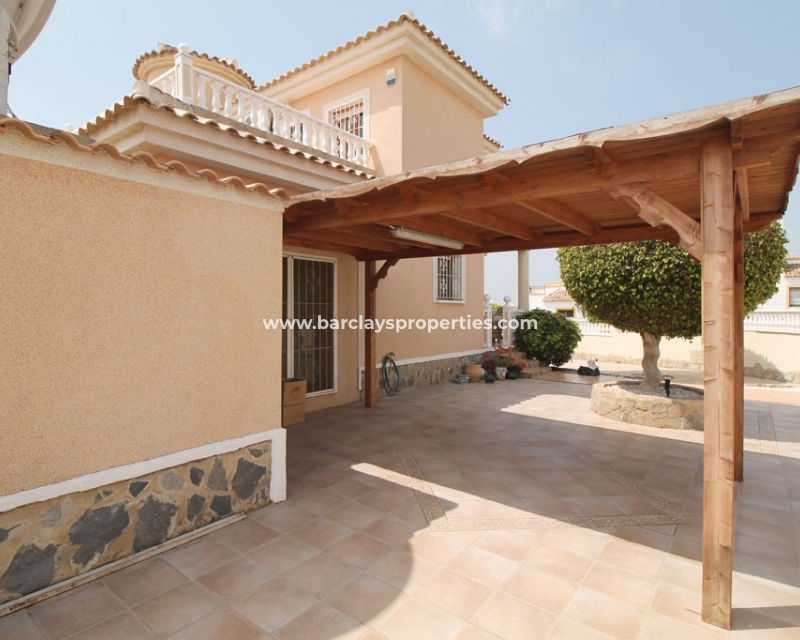 Wederverkoop - Vrijstaande Villa - Urb. La Marina