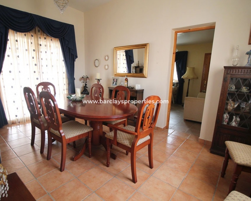 Wederverkoop - Vrijstaande Villa - Urb. La Marina