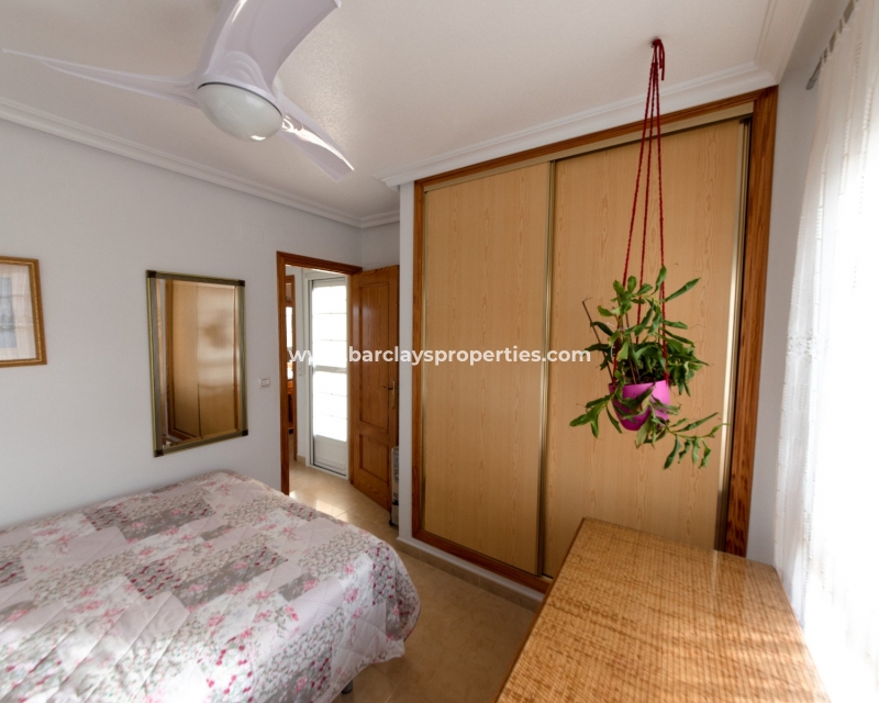 Wederverkoop - Vrijstaande Villa - Urb. La Marina