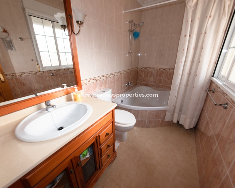 Wederverkoop - Vrijstaande Villa - Urb. La Marina