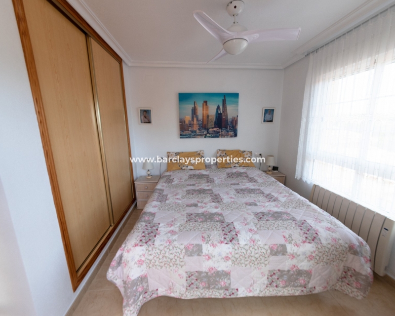 Wederverkoop - Vrijstaande Villa - Urb. La Marina