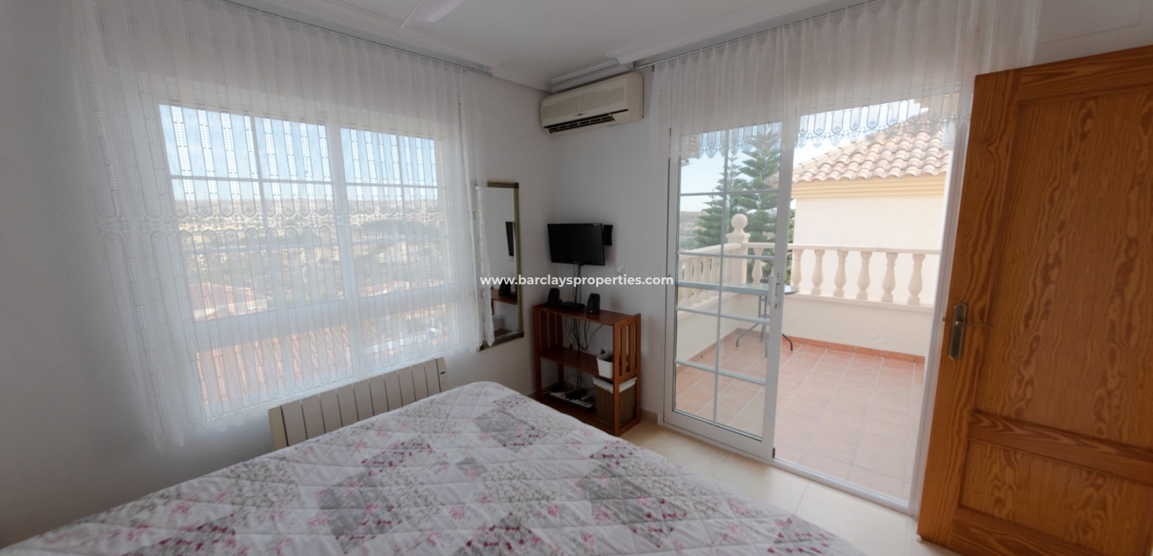 Wederverkoop - Vrijstaande Villa - Urb. La Marina