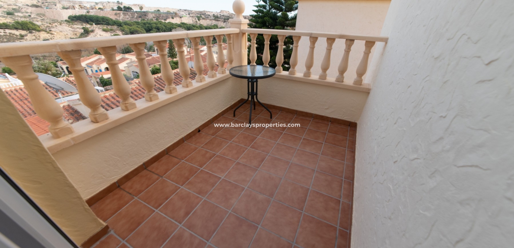 Wederverkoop - Vrijstaande Villa - Urb. La Marina