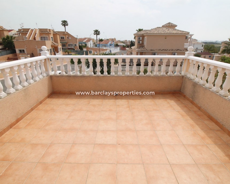 Wederverkoop - Vrijstaande Villa - Urb. La Marina