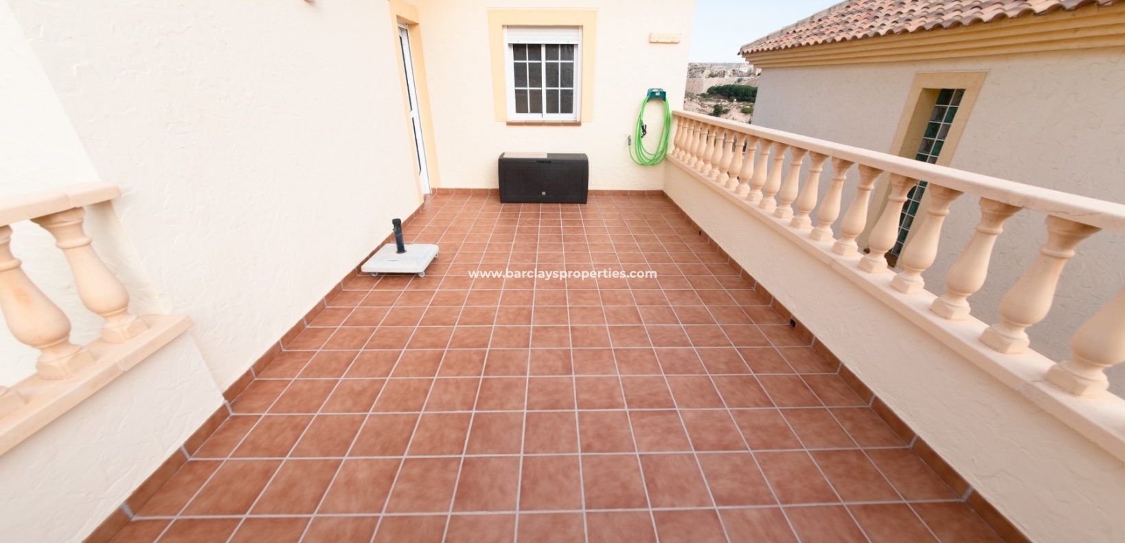 Wederverkoop - Vrijstaande Villa - Urb. La Marina