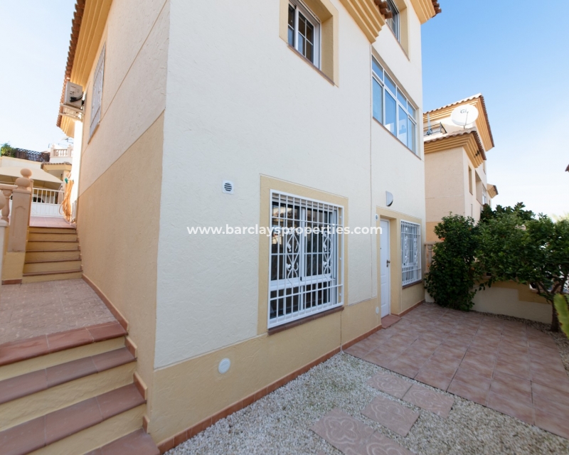 Wederverkoop - Vrijstaande Villa - Urb. La Marina