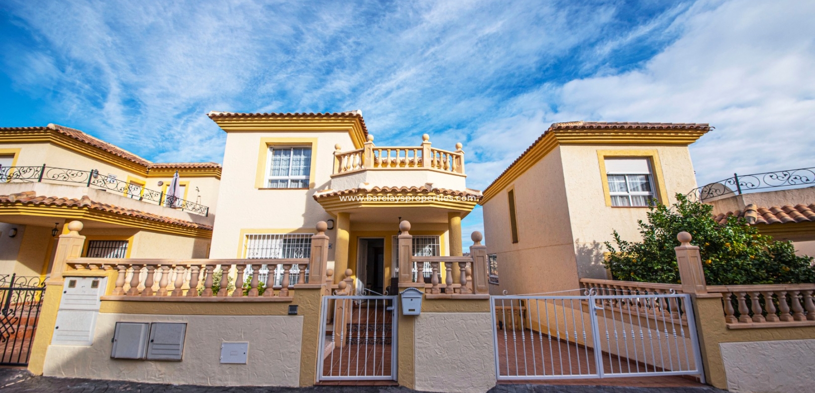 Wederverkoop - Vrijstaande Villa - Urb. La Marina