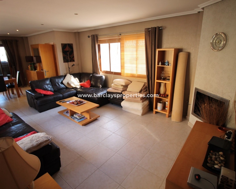 Wederverkoop - Vrijstaande Villa - Urb. La Marina