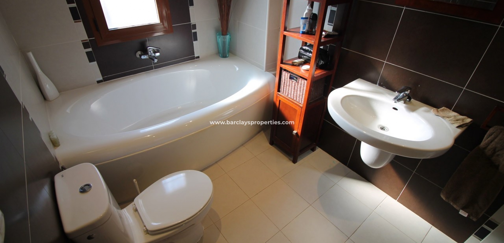 Wederverkoop - Vrijstaande Villa - Urb. La Marina