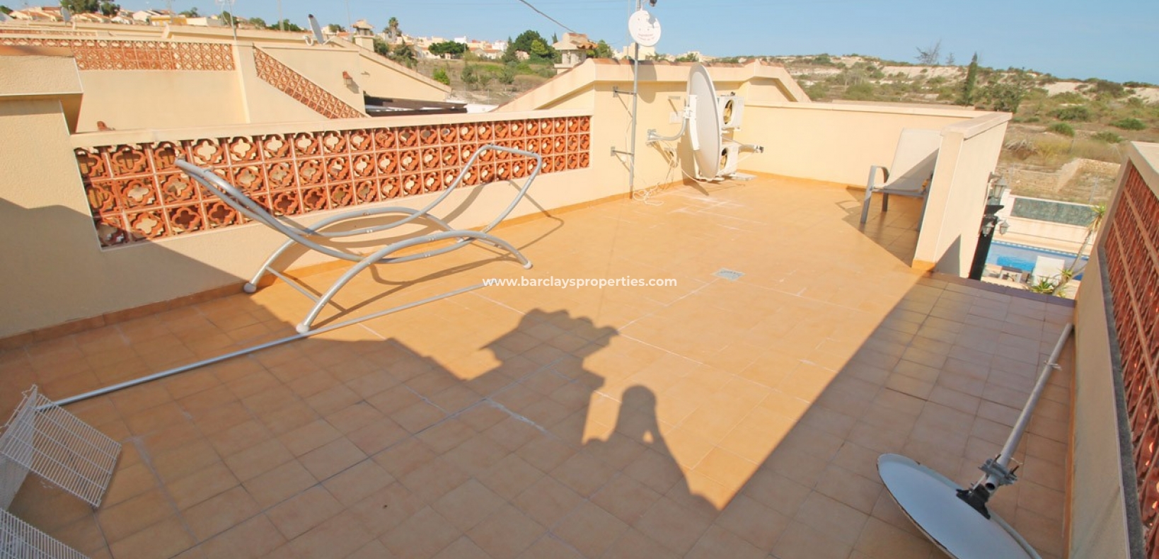 Wederverkoop - Vrijstaande Villa - Urb. La Marina