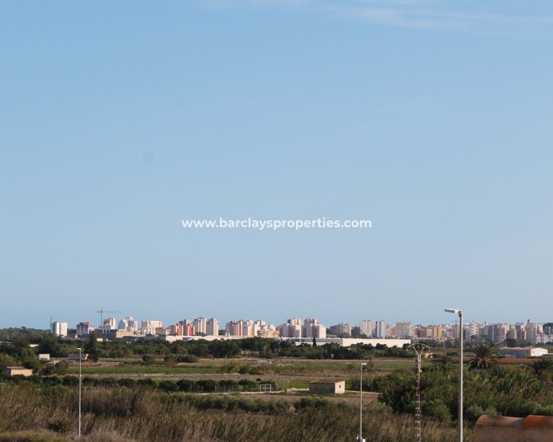 Wederverkoop - Vrijstaande Villa - Urb. La Marina