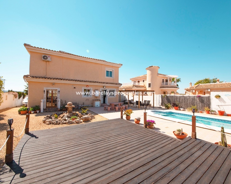 Wederverkoop - Vrijstaande Villa - Urb. La Marina