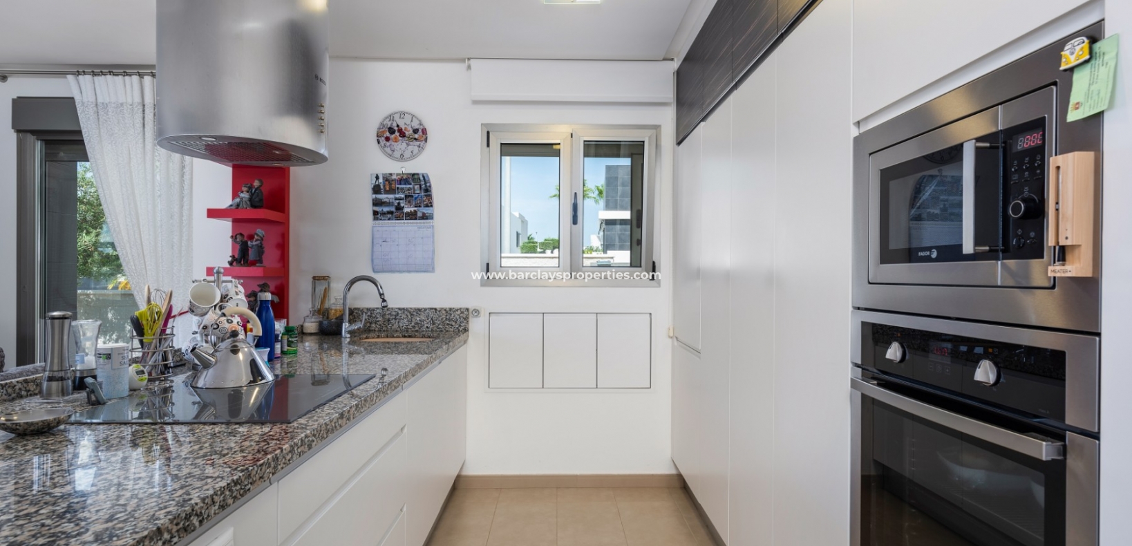 Wederverkoop - Vrijstaande Villa - Urb. La Marina