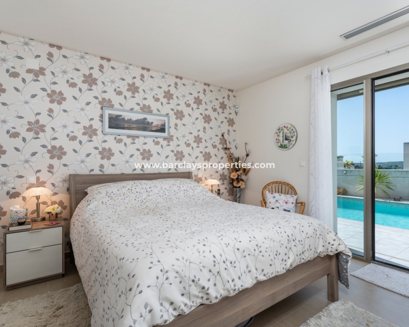 Wederverkoop - Vrijstaande Villa - Urb. La Marina